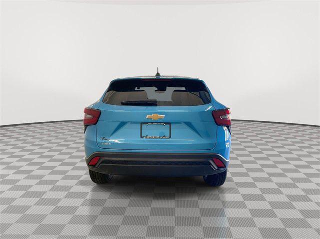 new 2025 Chevrolet Trax car, priced at $22,685