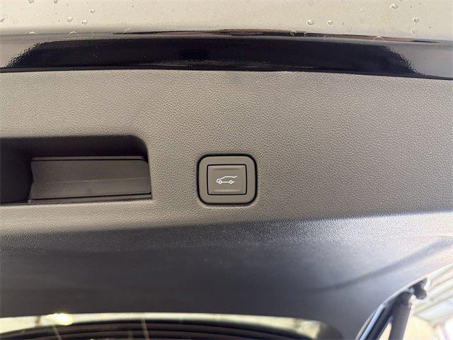 new 2026 Chevrolet Traverse car, priced at $47,926