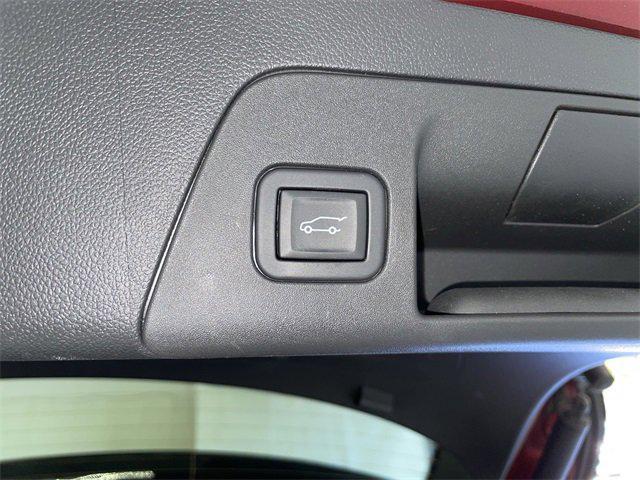 used 2023 Buick Envision car, priced at $25,000