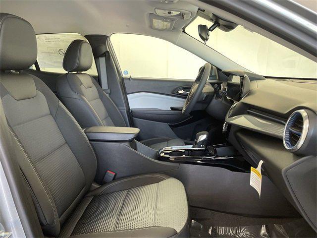 new 2025 Chevrolet Trax car, priced at $23,578