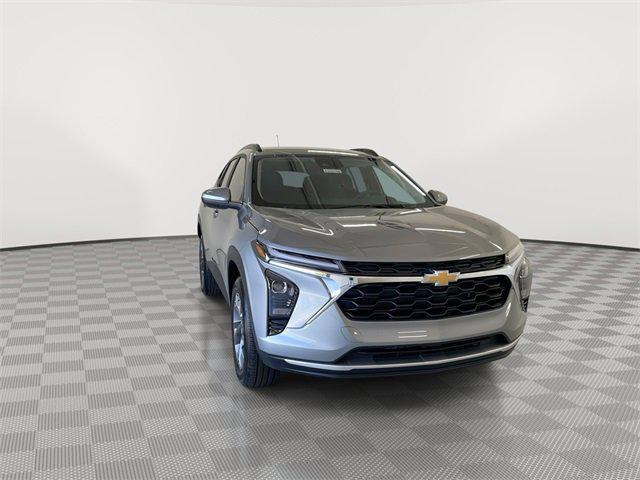 new 2025 Chevrolet Trax car, priced at $23,578