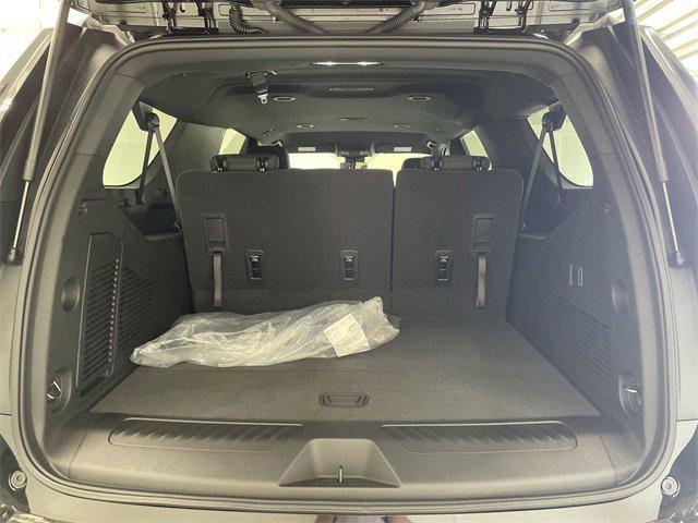 new 2025 Chevrolet Suburban car, priced at $65,946