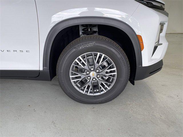 new 2026 Chevrolet Traverse car, priced at $43,143