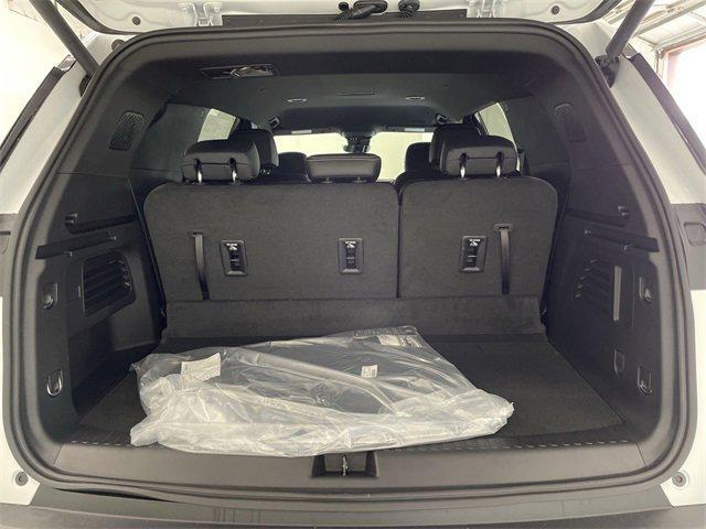 new 2026 Chevrolet Traverse car, priced at $43,143
