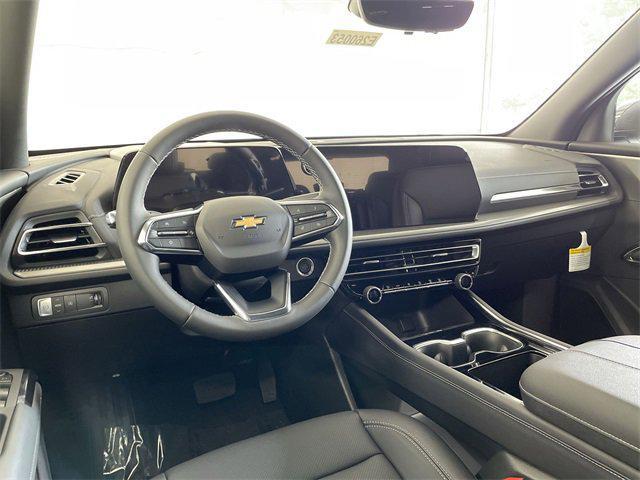 new 2026 Chevrolet Traverse car, priced at $43,143