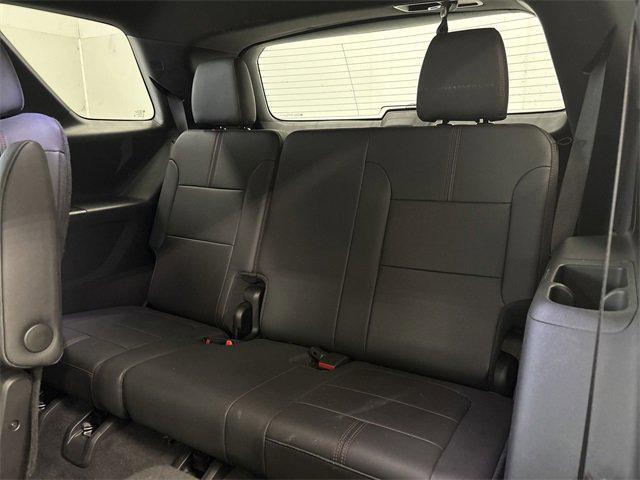 used 2023 Chevrolet Traverse car, priced at $45,001