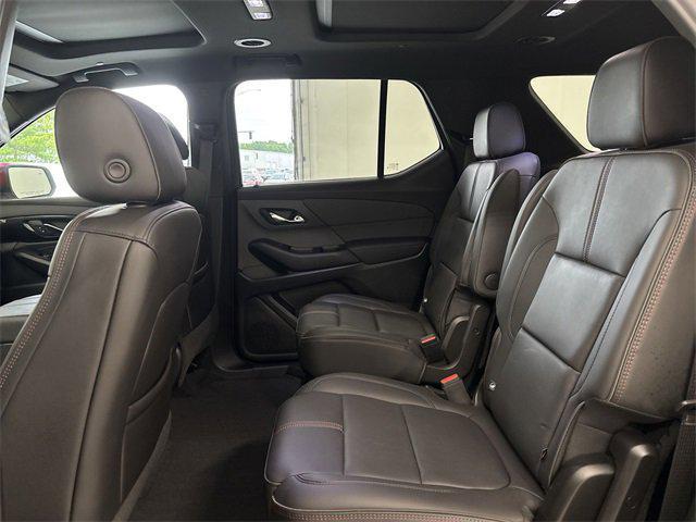 used 2023 Chevrolet Traverse car, priced at $45,001