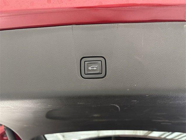 used 2023 Chevrolet Traverse car, priced at $45,001