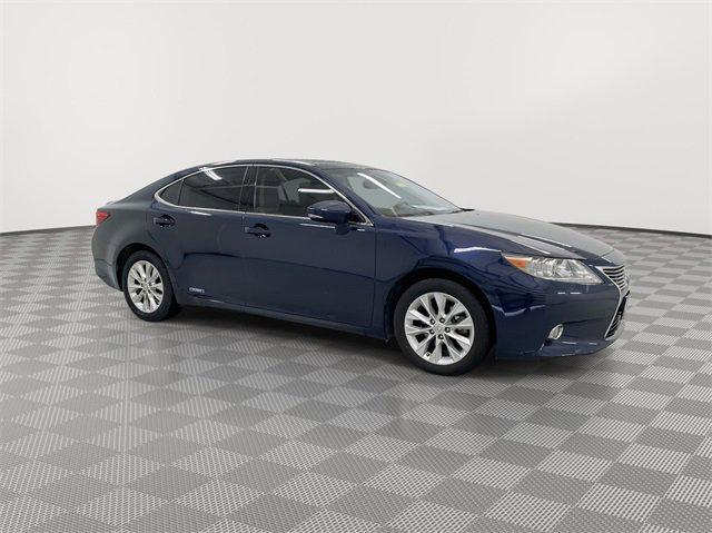 used 2013 Lexus ES 300h car, priced at $12,000