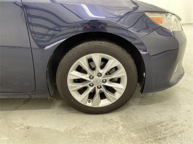 used 2013 Lexus ES 300h car, priced at $12,000