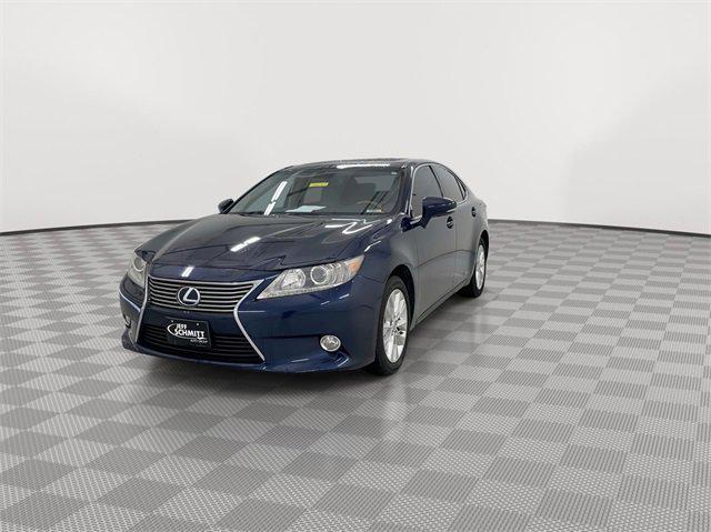 used 2013 Lexus ES 300h car, priced at $12,000