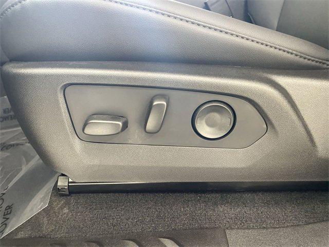 new 2025 Chevrolet Colorado car, priced at $44,218