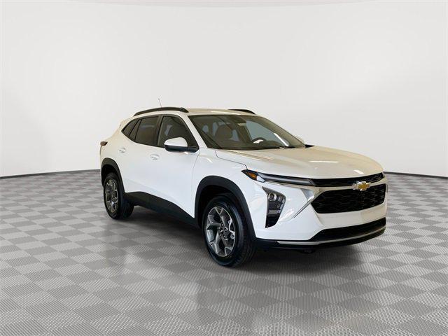 new 2025 Chevrolet Trax car, priced at $24,843