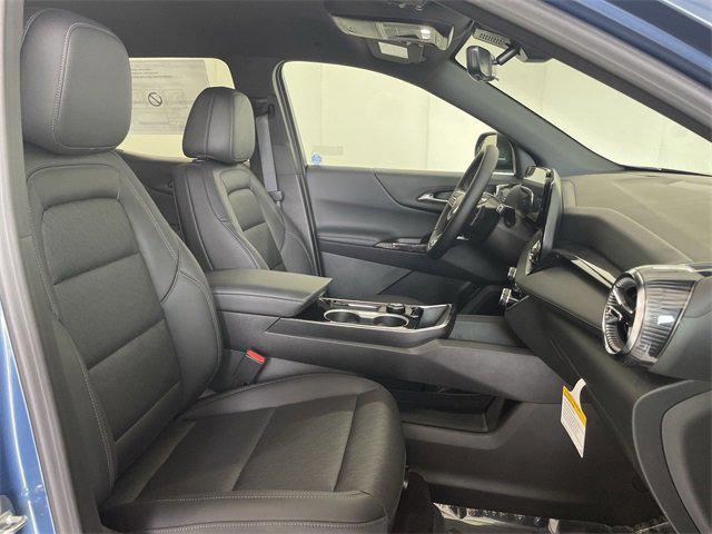 new 2026 Chevrolet Equinox car, priced at $32,990