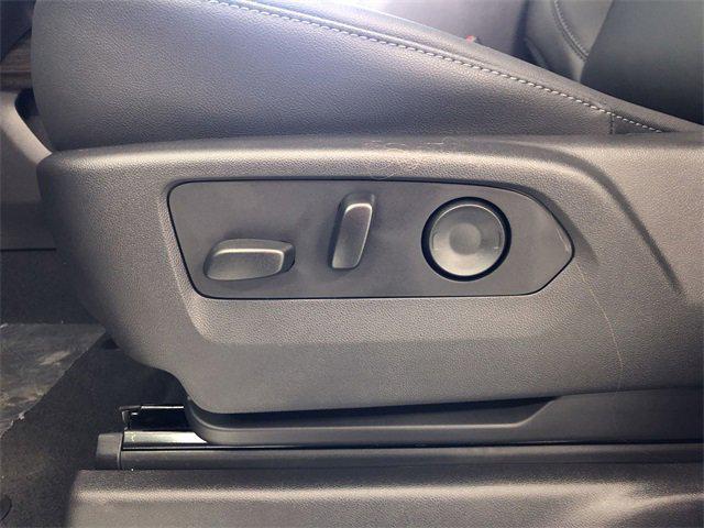 new 2025 Chevrolet Silverado 1500 car, priced at $59,392