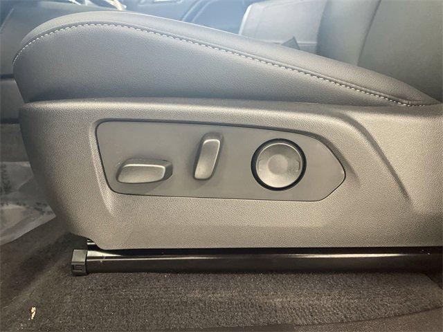 new 2025 Chevrolet Colorado car, priced at $43,082