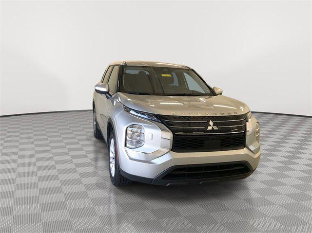 used 2023 Mitsubishi Outlander car, priced at $23,001