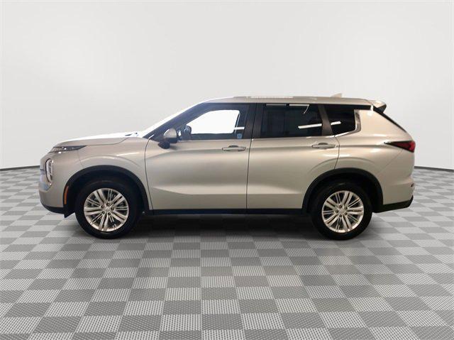 used 2023 Mitsubishi Outlander car, priced at $23,001