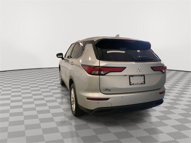 used 2023 Mitsubishi Outlander car, priced at $23,001