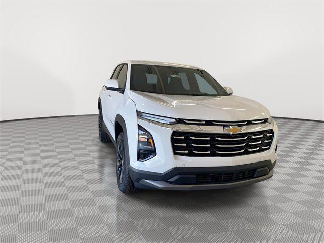 new 2026 Chevrolet Equinox car, priced at $33,613
