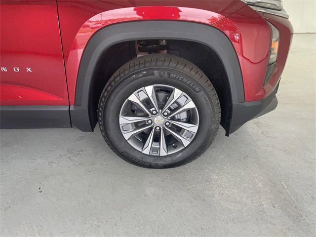 new 2026 Chevrolet Equinox car, priced at $33,203