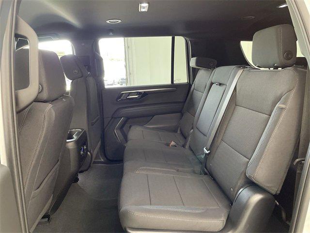new 2025 Chevrolet Suburban car, priced at $65,923