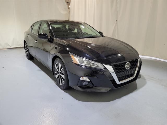 used 2022 Nissan Altima car, priced at $23,895