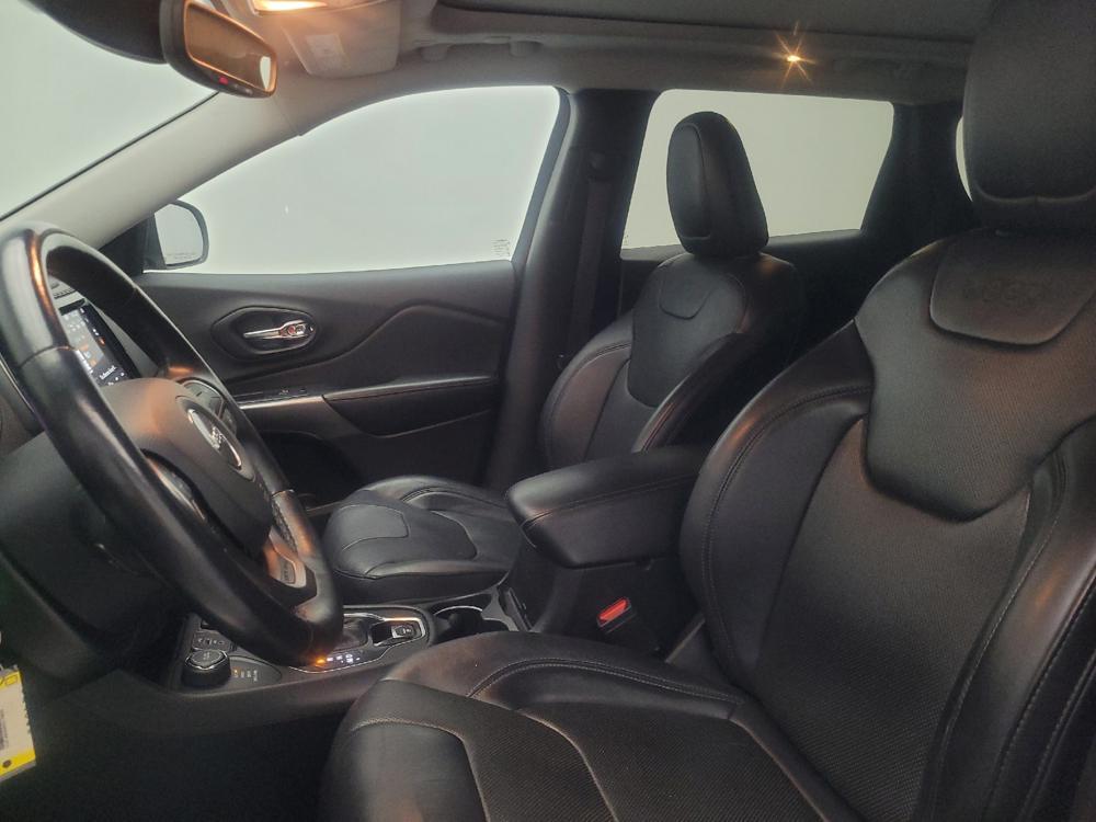 used 2019 Jeep Cherokee car, priced at $18,495