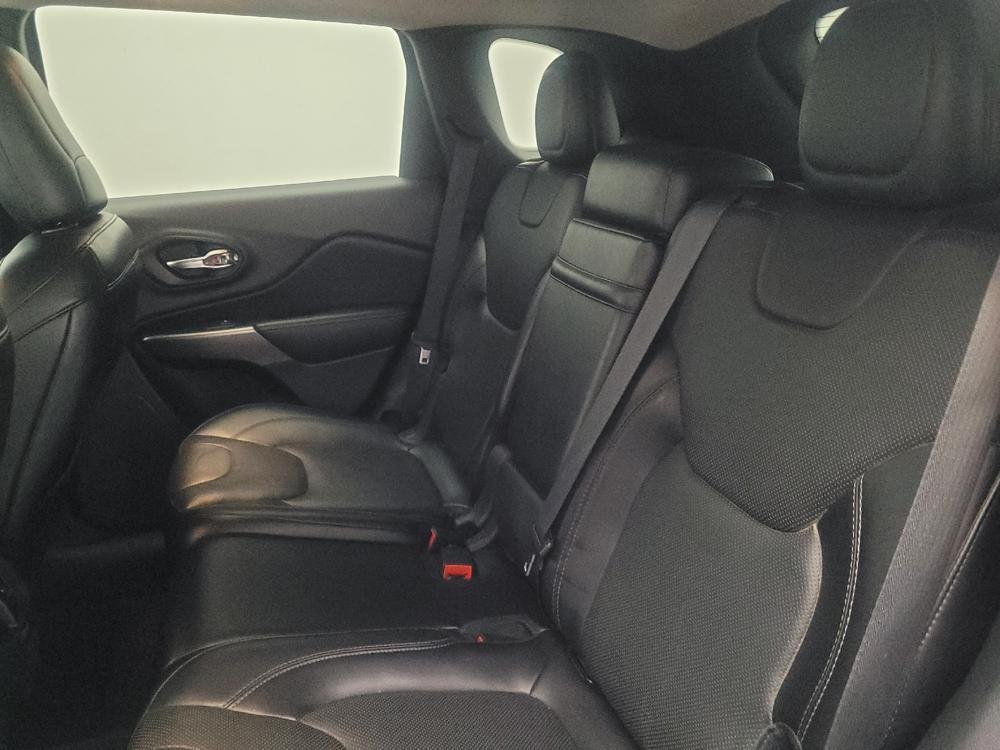 used 2019 Jeep Cherokee car, priced at $18,495