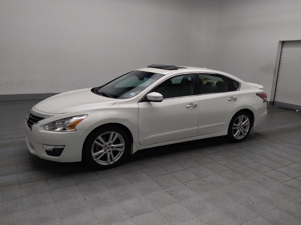 used 2015 Nissan Altima car, priced at $12,795