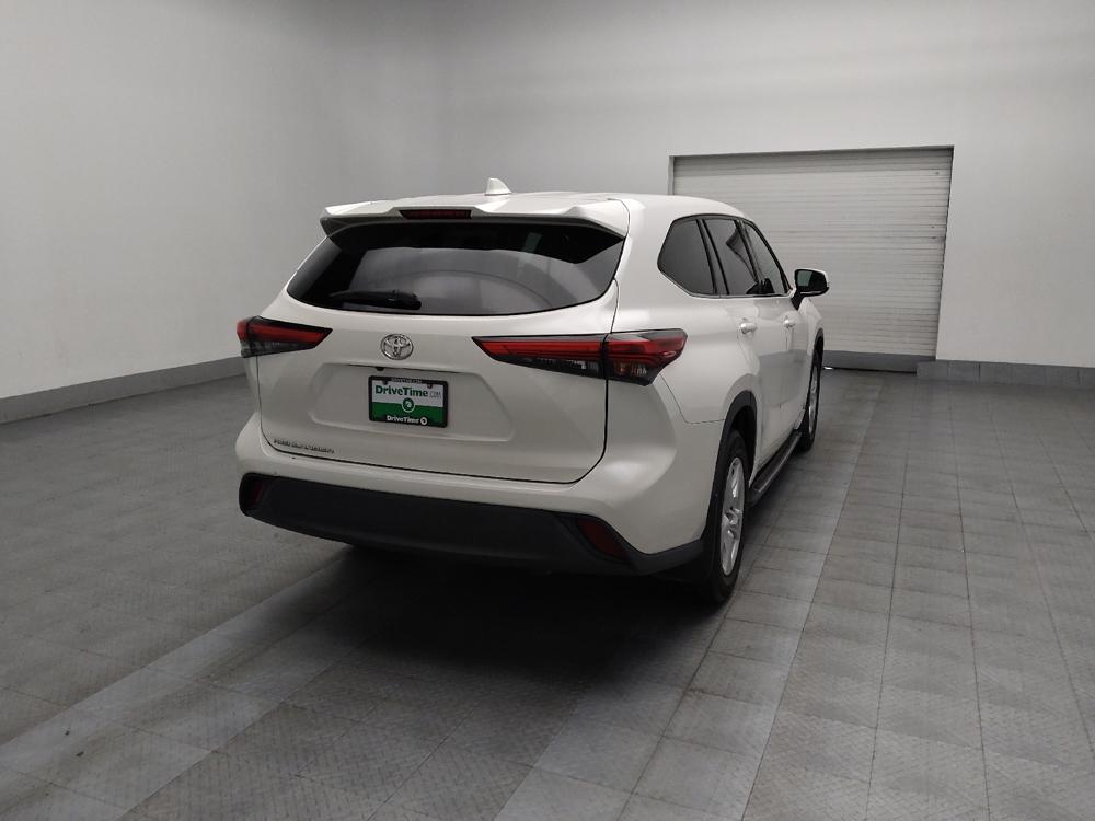 used 2020 Toyota Highlander car, priced at $25,695