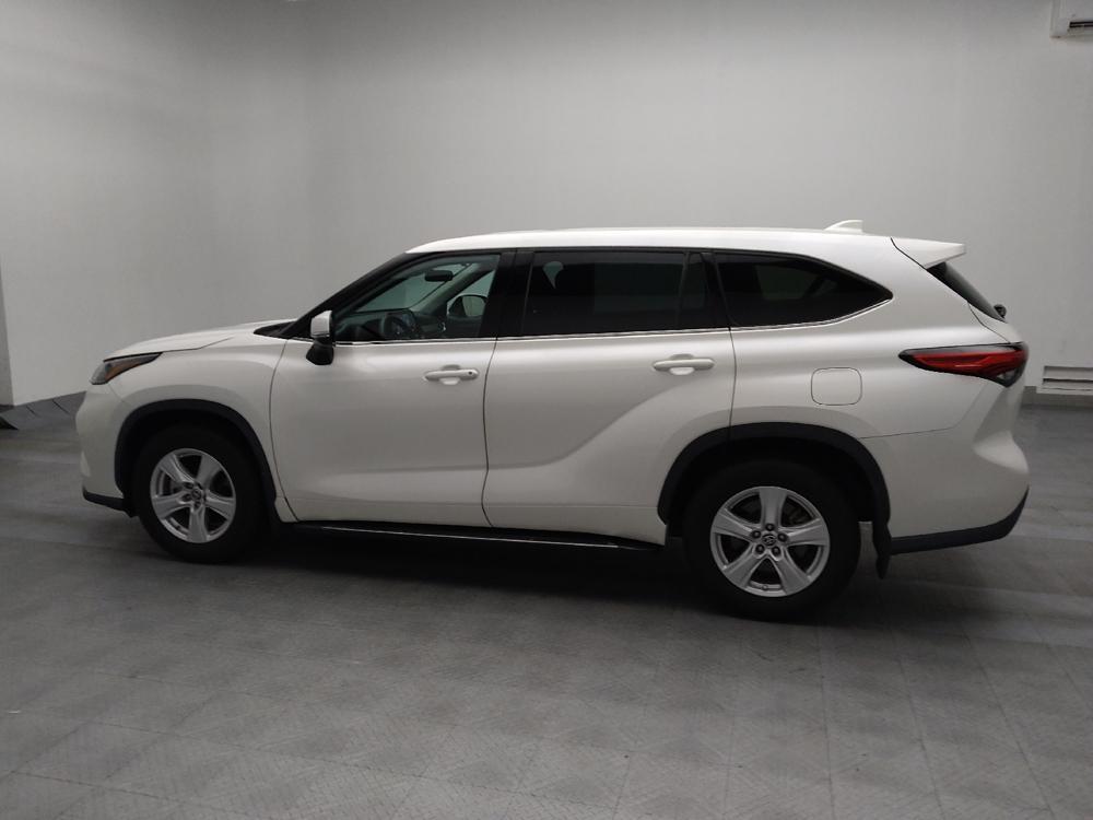 used 2020 Toyota Highlander car, priced at $25,695