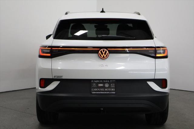 new 2025 Volkswagen ID.4 car, priced at $57,121