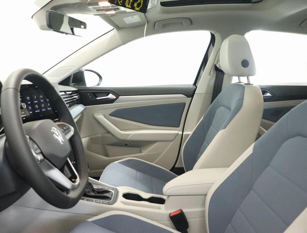 new 2025 Volkswagen Jetta car