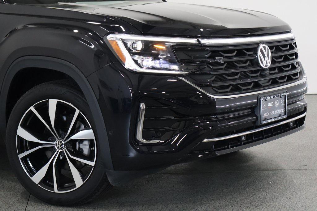 used 2024 Volkswagen Atlas car, priced at $42,910