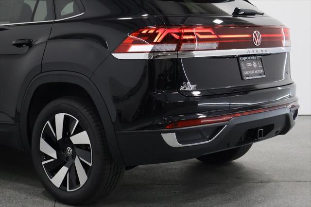 new 2025 Volkswagen Atlas Cross Sport car, priced at $45,441