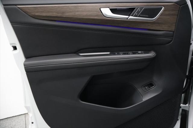 new 2025 Volkswagen Atlas car, priced at $57,006