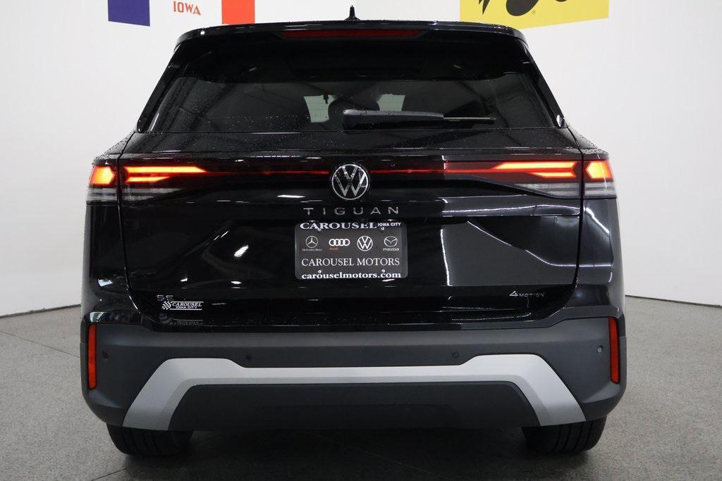new 2025 Volkswagen Tiguan car, priced at $38,176