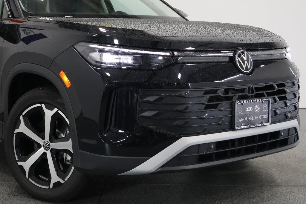new 2025 Volkswagen Tiguan car, priced at $38,176
