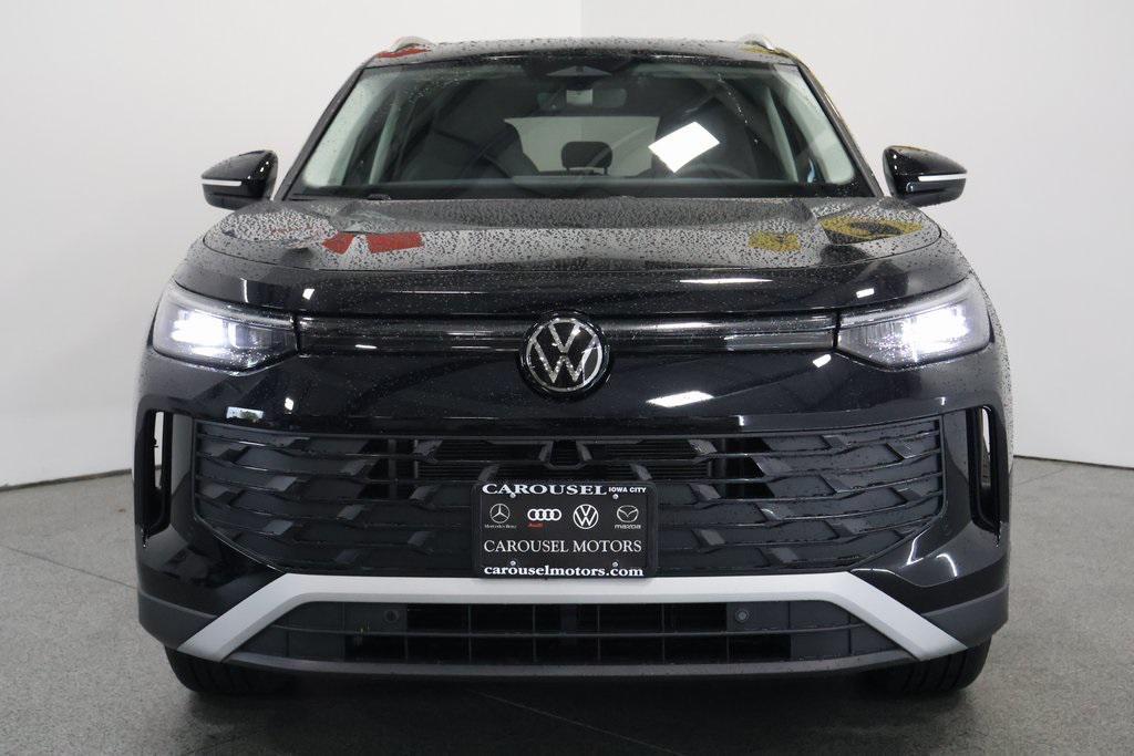 new 2025 Volkswagen Tiguan car, priced at $38,176