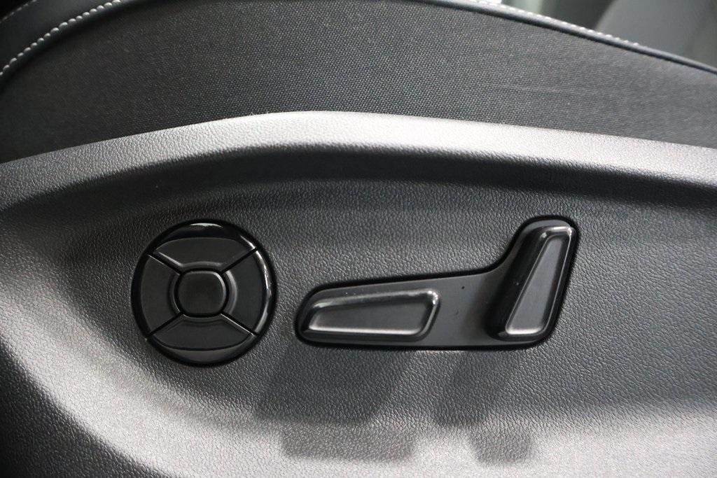 new 2025 Volkswagen Tiguan car, priced at $38,176