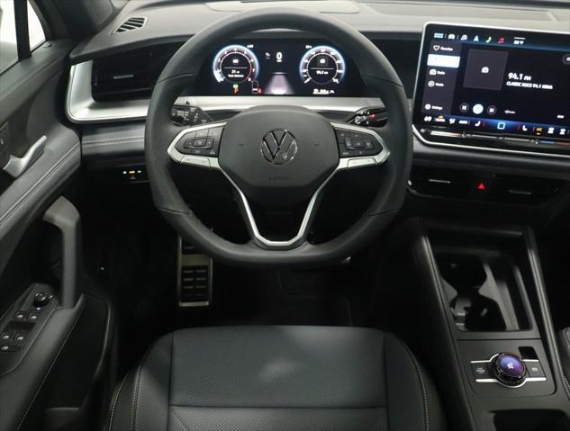new 2025 Volkswagen Tiguan car, priced at $39,376
