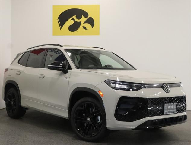 new 2025 Volkswagen Tiguan car, priced at $39,376