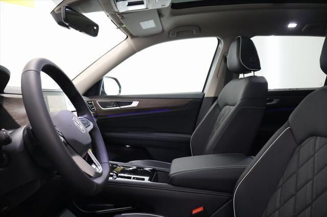 new 2025 Volkswagen Atlas car, priced at $55,856