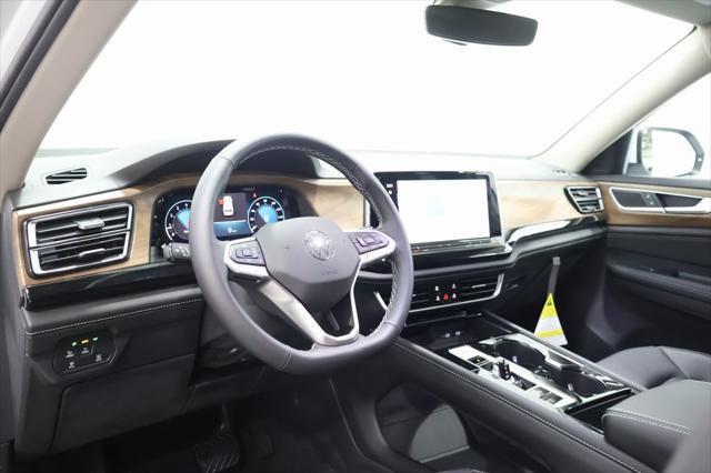 new 2025 Volkswagen Atlas car, priced at $46,115
