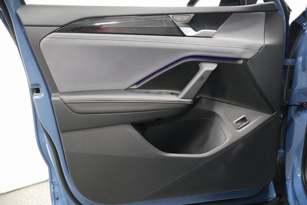 new 2025 Volkswagen Tiguan car, priced at $40,591