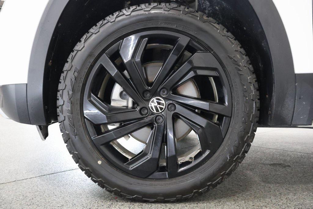 used 2022 Volkswagen Atlas car, priced at $30,910