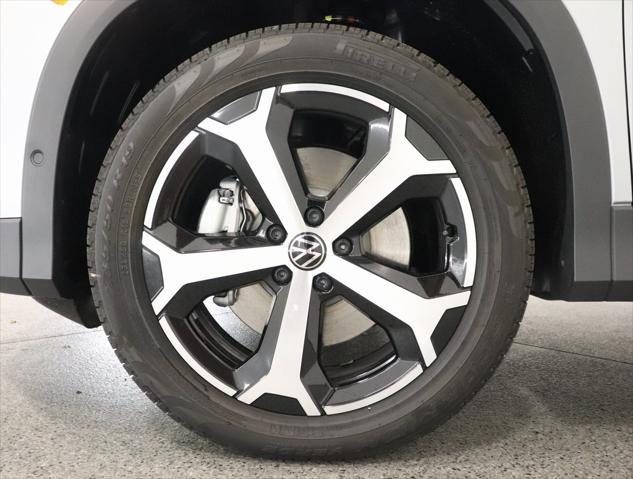 new 2025 Volkswagen Tiguan car, priced at $37,011