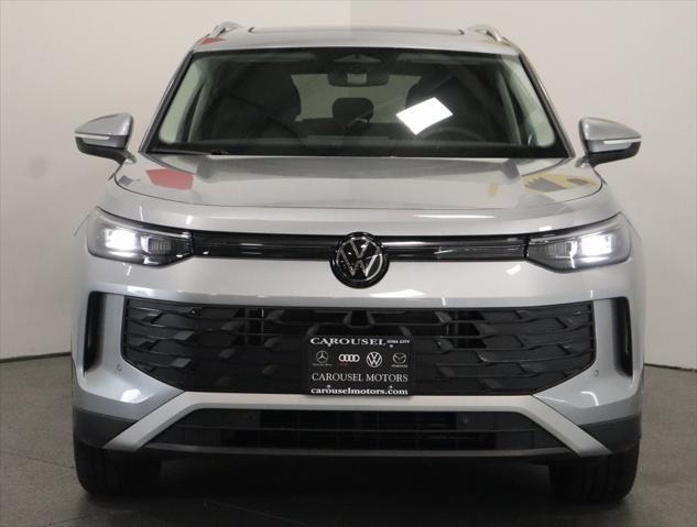 new 2025 Volkswagen Tiguan car, priced at $37,011