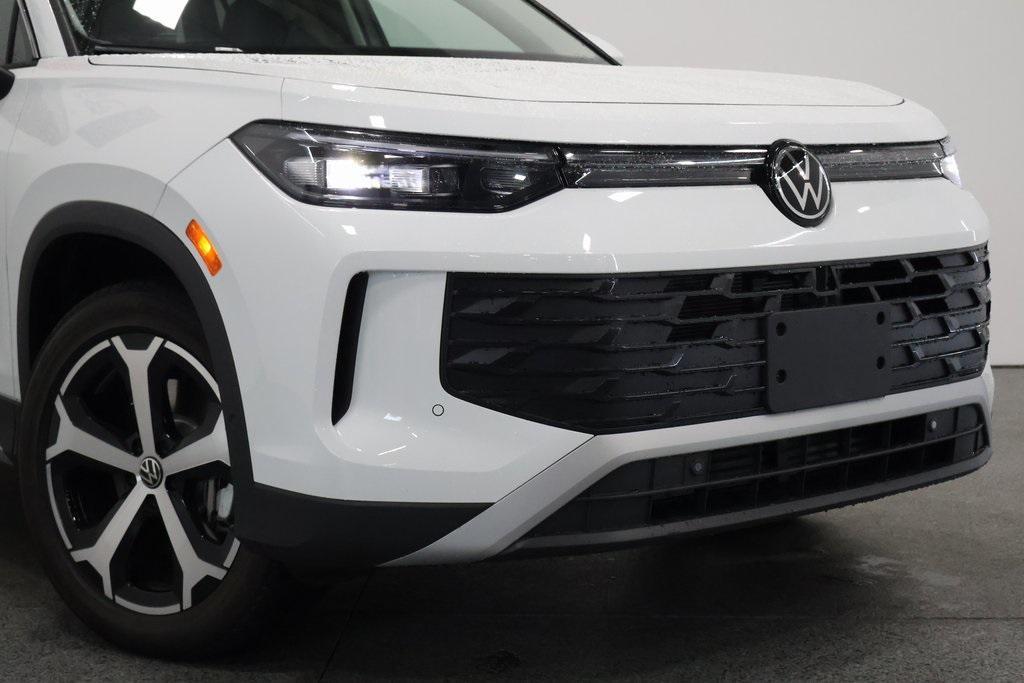 new 2025 Volkswagen Tiguan car, priced at $38,176